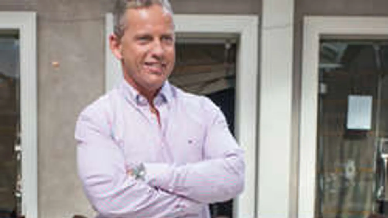 Schobert Norbi gyanút fogott! Pasi lehet a dologban