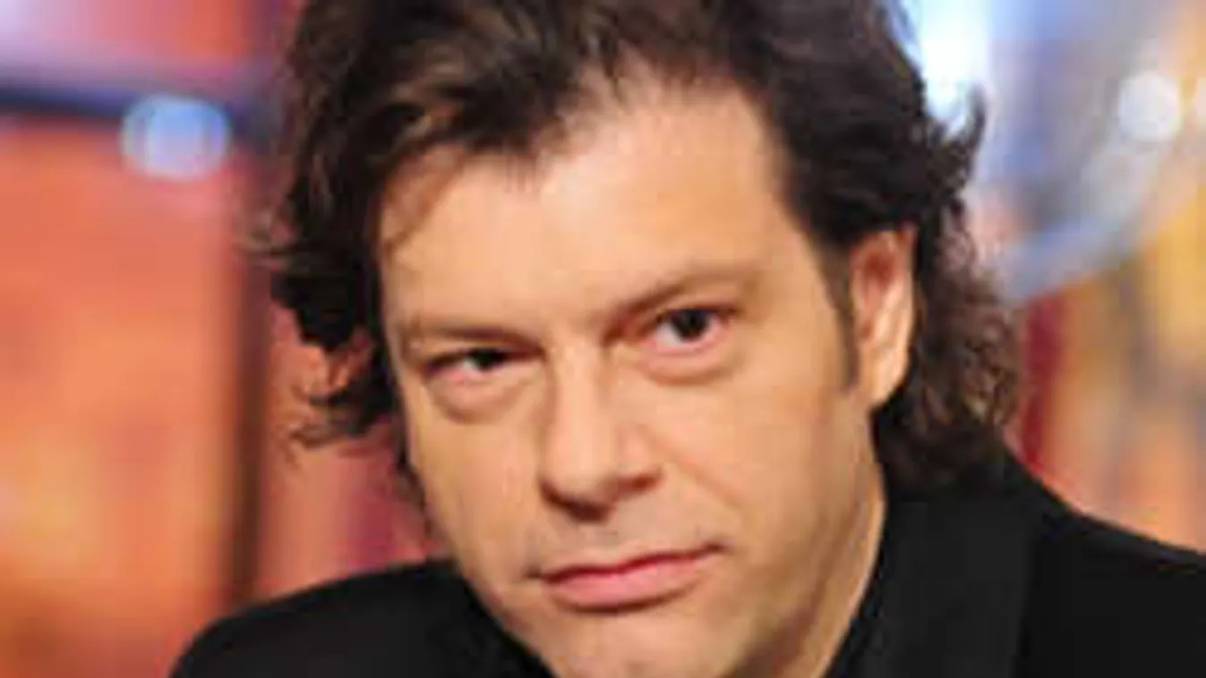 Ezért halogatja a fájdalmas műtétet Tilla!