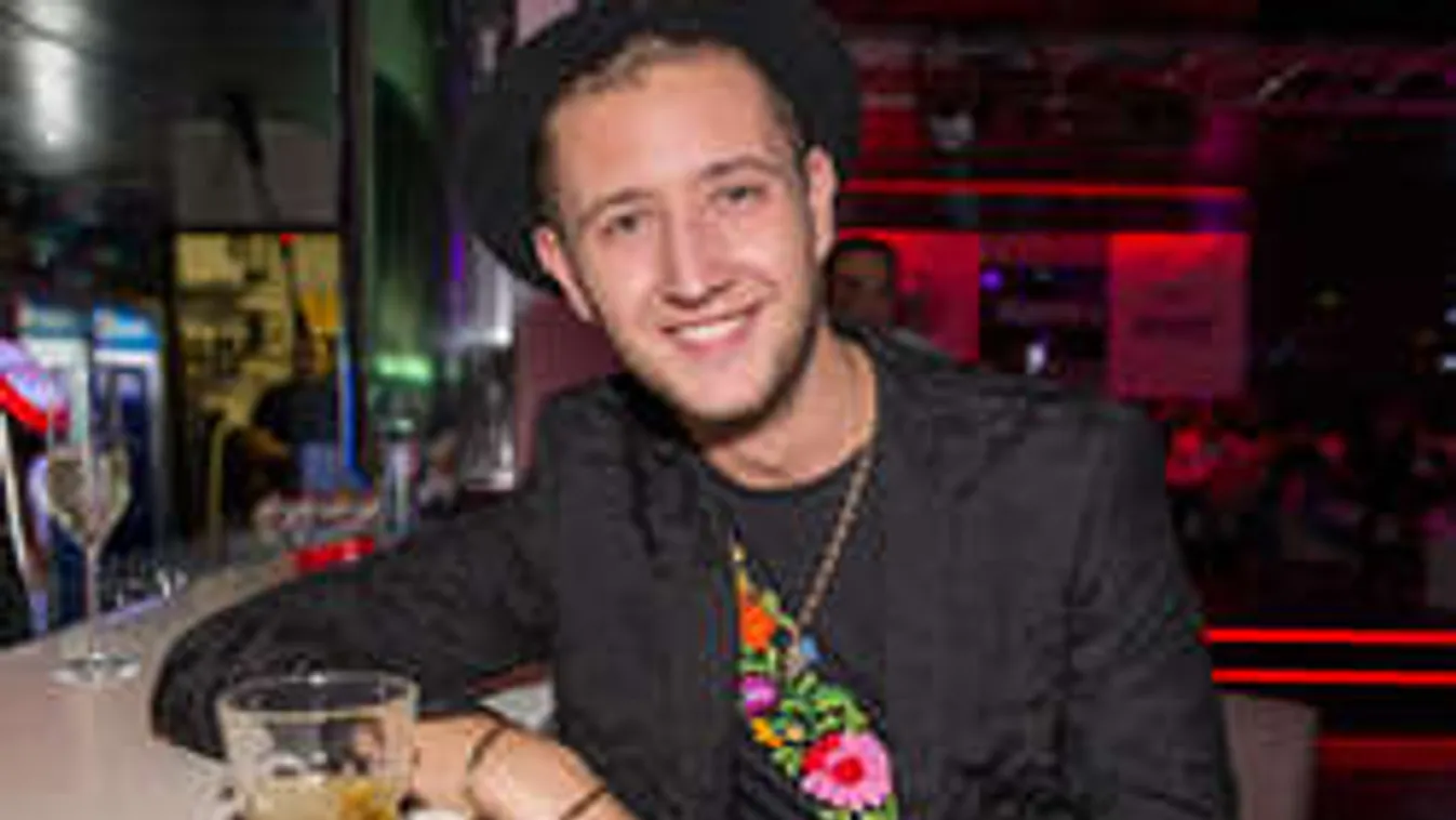 Srámek üzent Zámbó Jimmy fiának: Öntsünk tiszta vizet a pohárba!