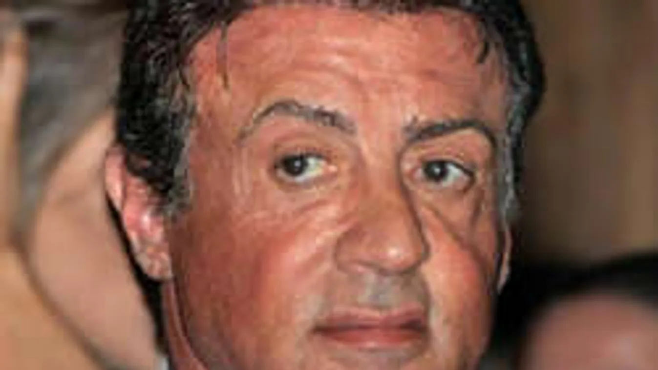 Szörnyű támadás: Agyba-főbe verték a sztárszínész testvérét!