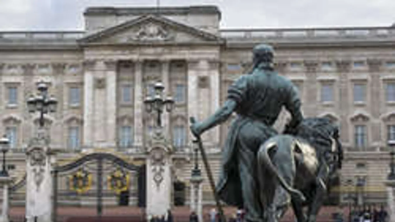 Veszélyes őrült tört be a Buckingham-palotába