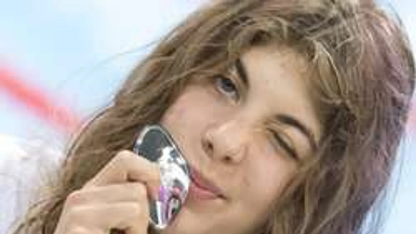 Ez fájhat, bukhatja a budapesti vébét kedvenc úszónőnk