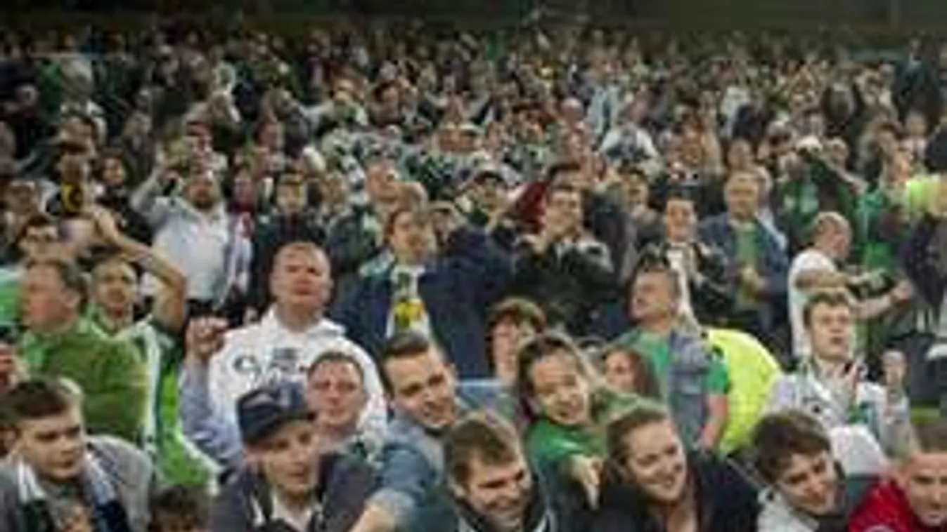 Ágyúból lőtték a Fradi-szurkolókat a stadionban - Videó
