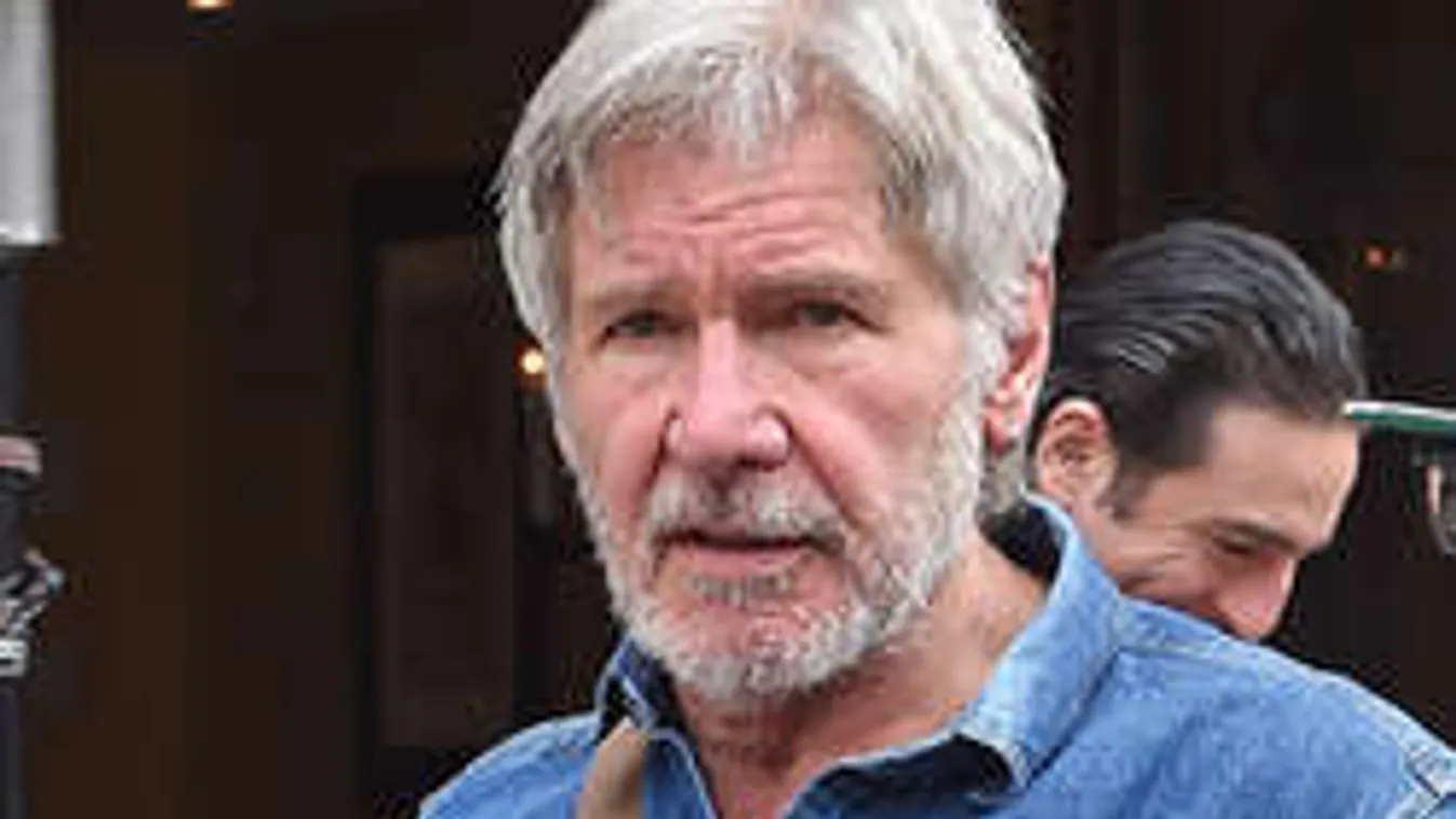 Kinyittatta a budapesti boltot Harrison Ford!