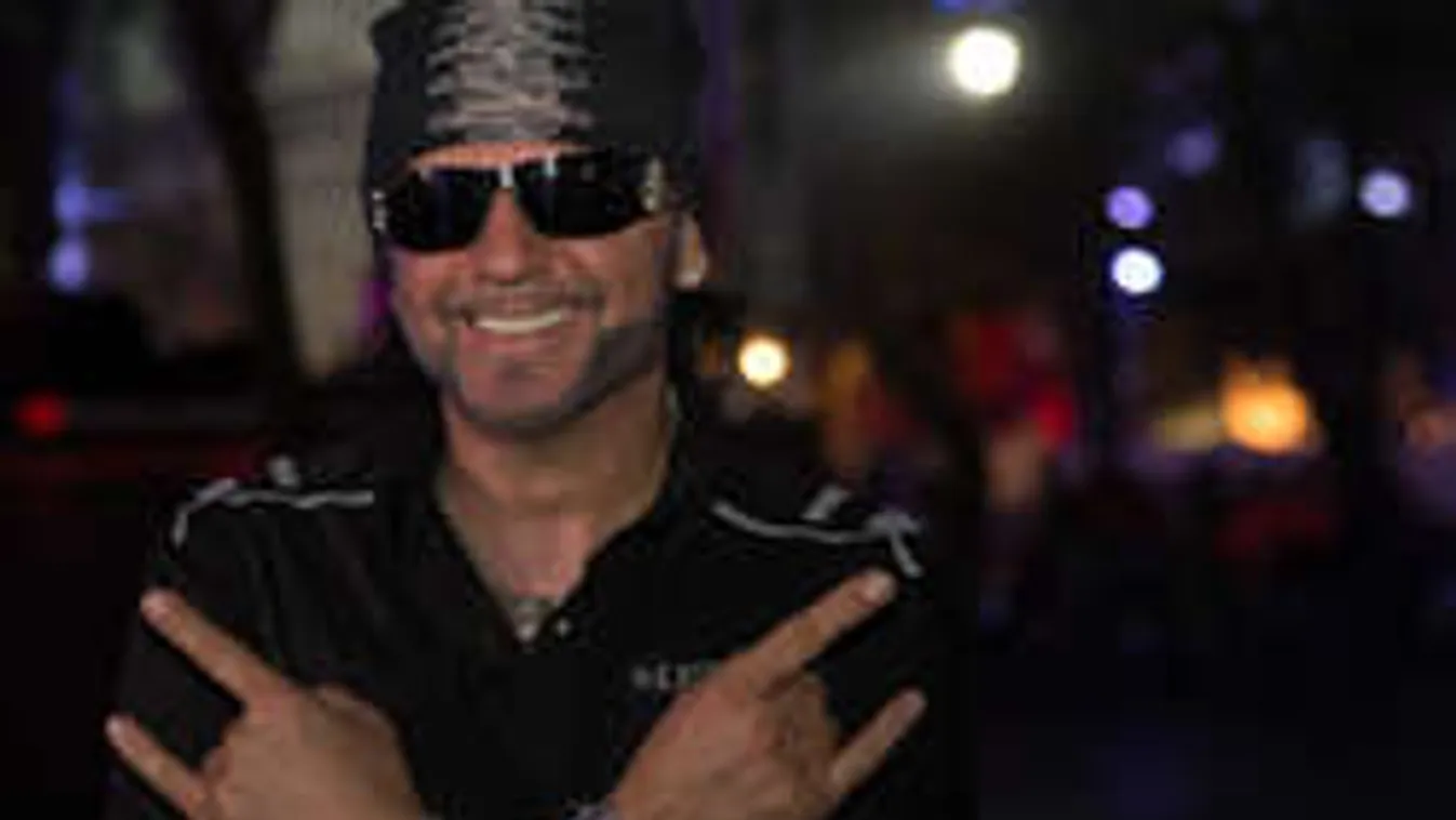 Újabb hazugság Kozso teaháza körül!