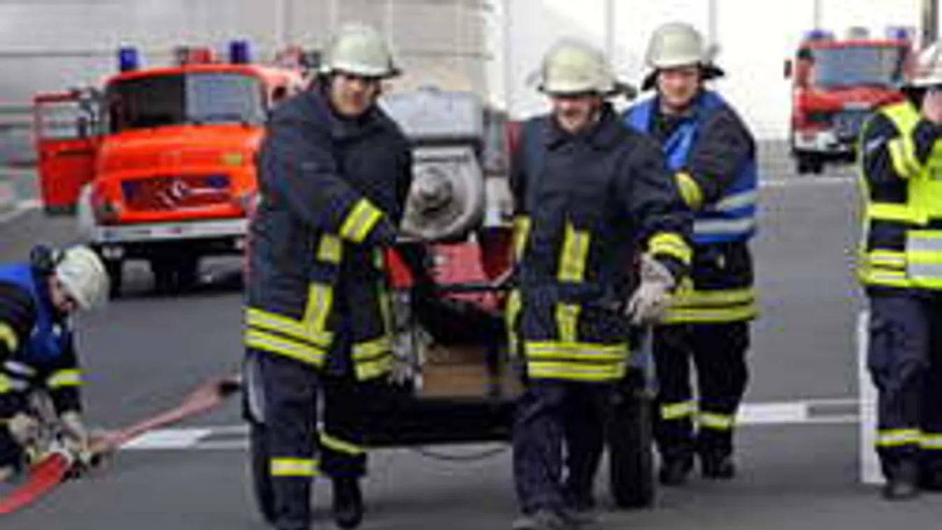 A robbantó édesanyja: Így lett a 16 éves fiam terrorista