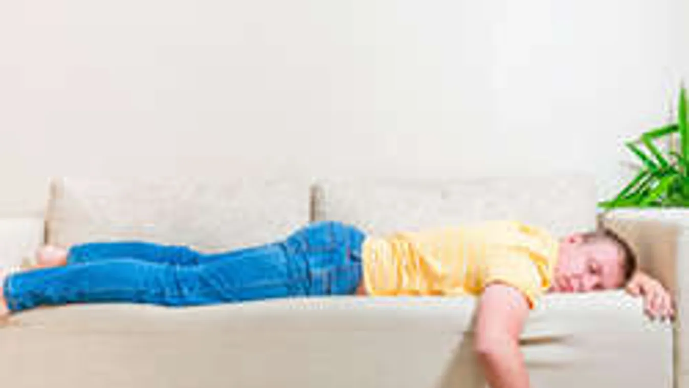 Utánajártunk: tényleg veszélyes hason aludni a férfiaknak?