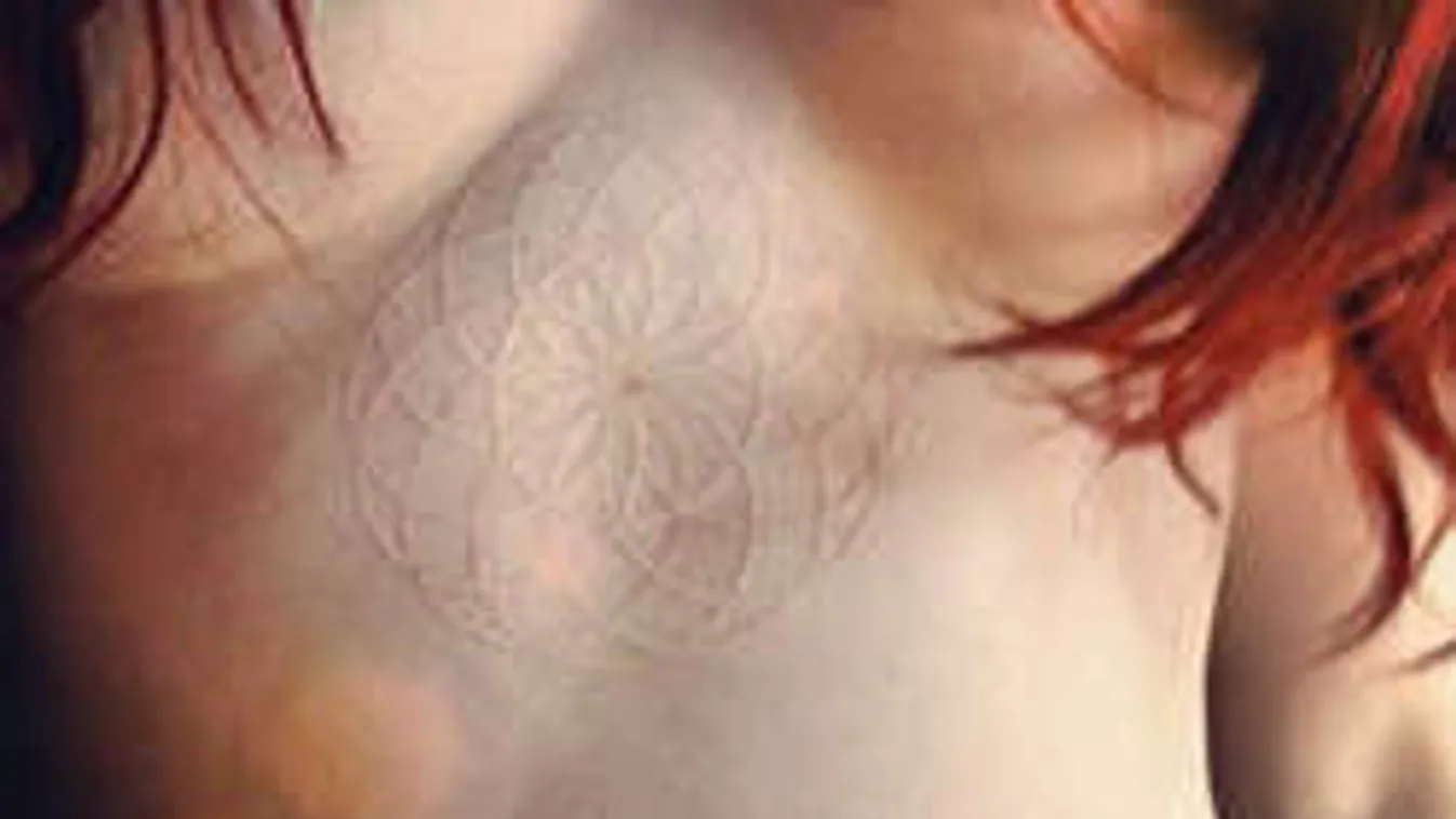 Meghökkentő trend: Negatív tetoválás az új divat