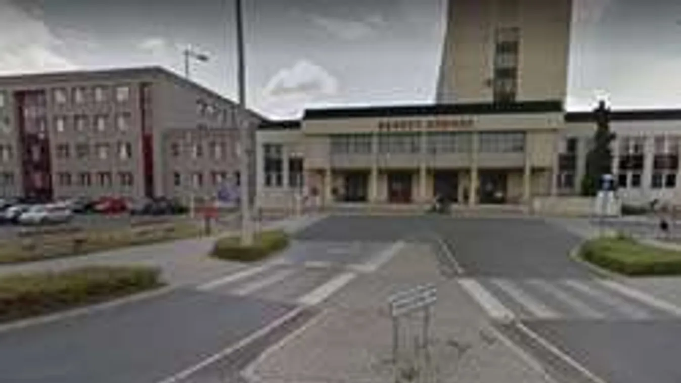 Lesújtó: életveszélyben van a nő, aki kizuhant a debreceni kórház ablakán