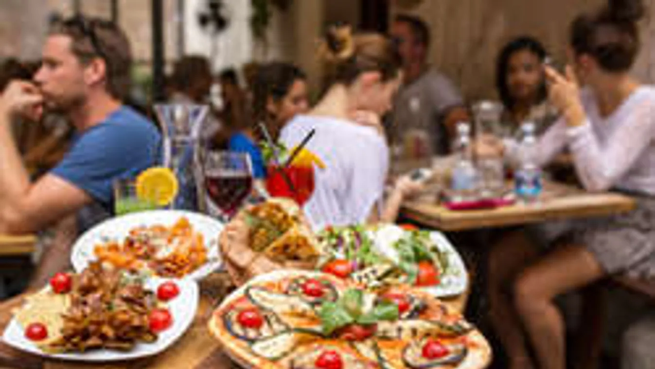 Hol együnk külföldön? Mutatjuk a legjobb tippeket