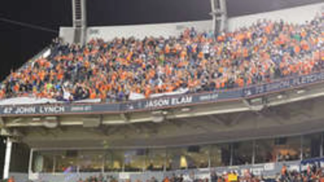 Tragédia a bajnokcsapat focimeccsén, meghalt egy szurkoló