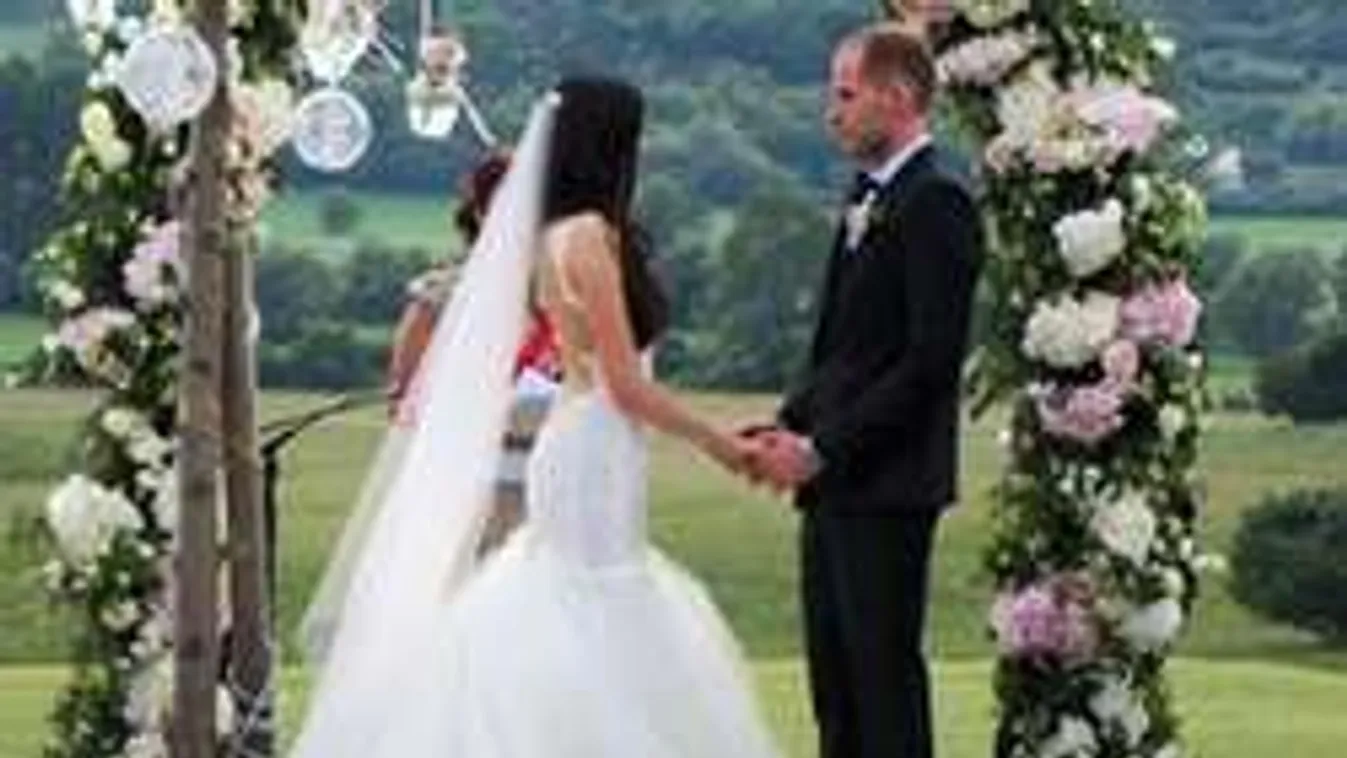 Bekattant a vőlegény, a lagzin ütötte meg a menyasszonyát! Videó!