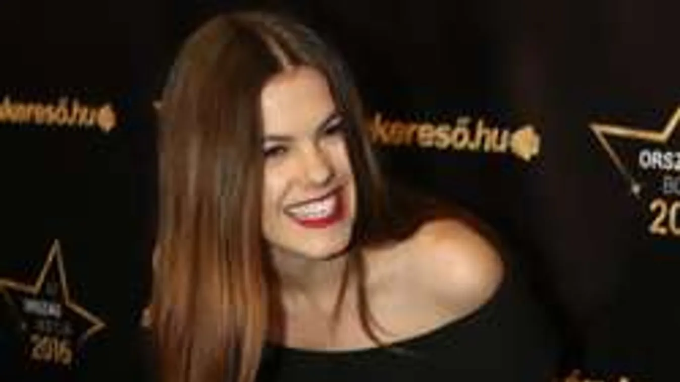 Váratlan fordulat: Ekkor hagyják el az országot Csobot Adélék