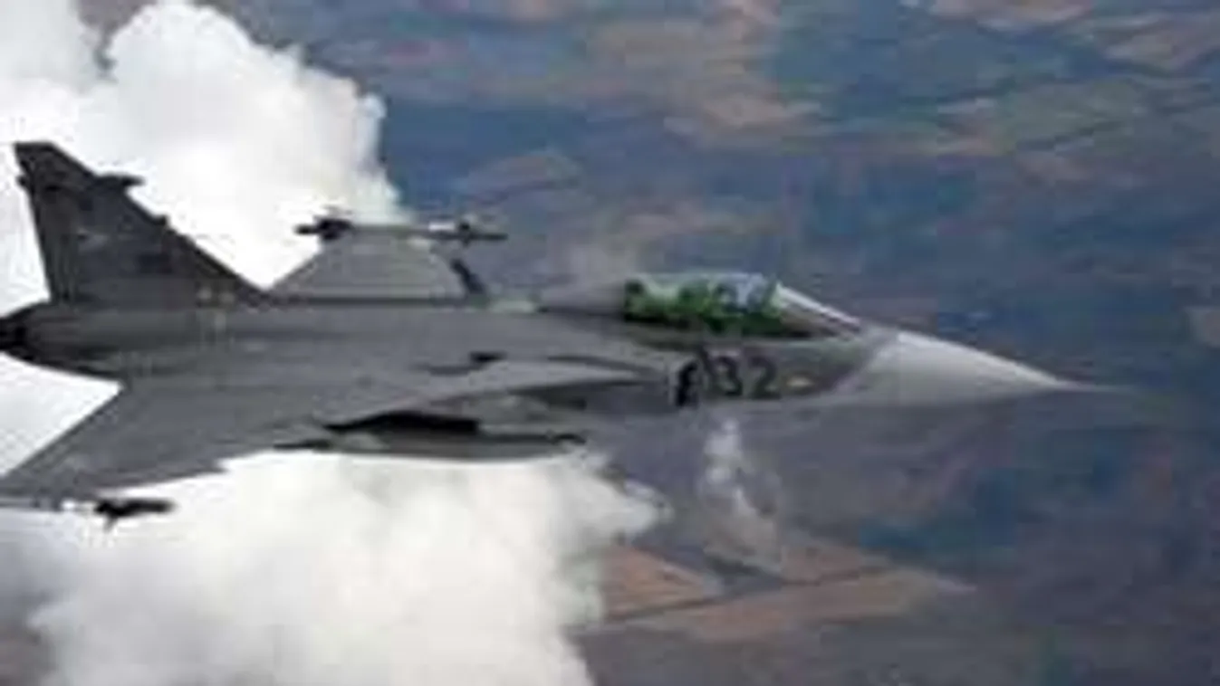 Repkednek a vadászgépek Magyarország fölött!