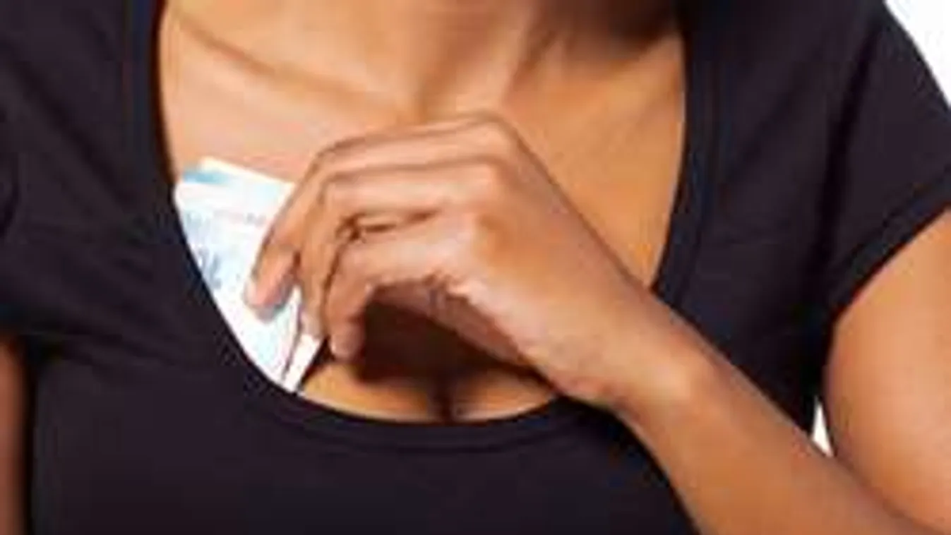 Felháborító: többet koldul össze a jó csaj, mint az éhező - videó