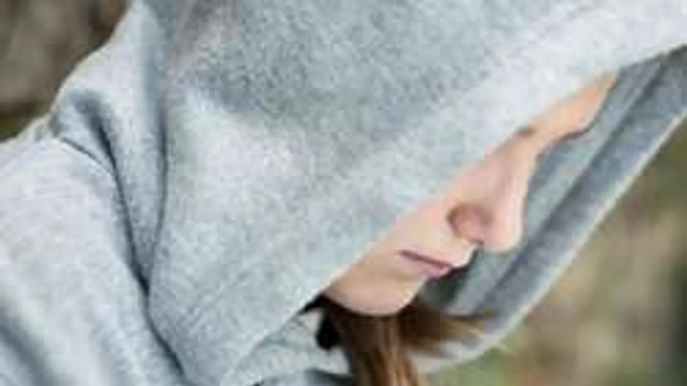 Három pakisztáni migráns megerőszakolt egy fiatal olasz lányt!