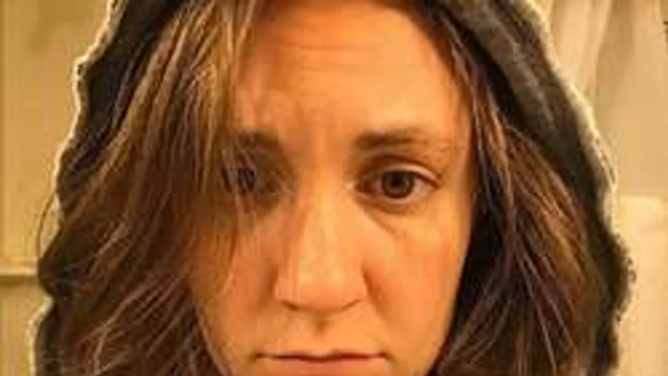 Botrány: Forgatáson zaklatta a sorozatsztárt a tévécsatorna elnöke!