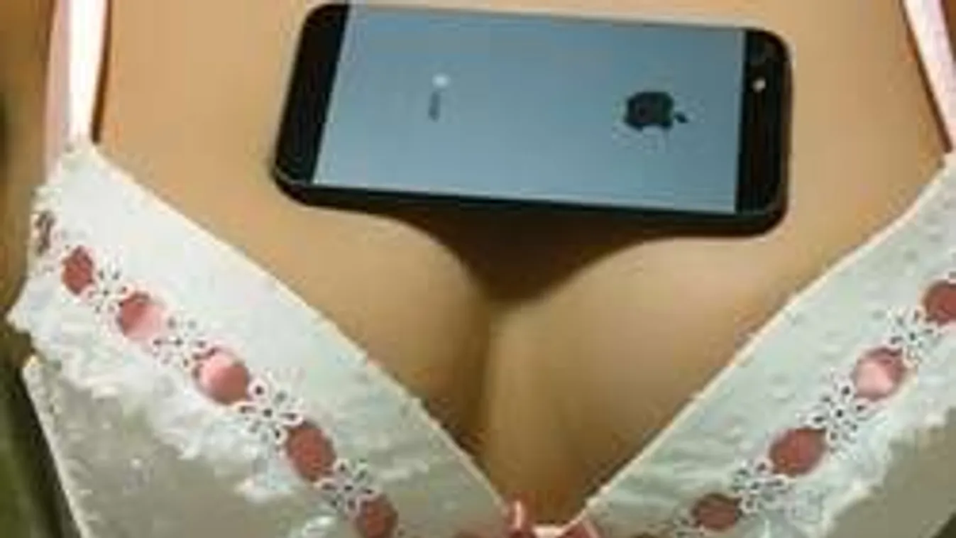 Tarolnak a gigantikus mellek: Itt az új kihívás!