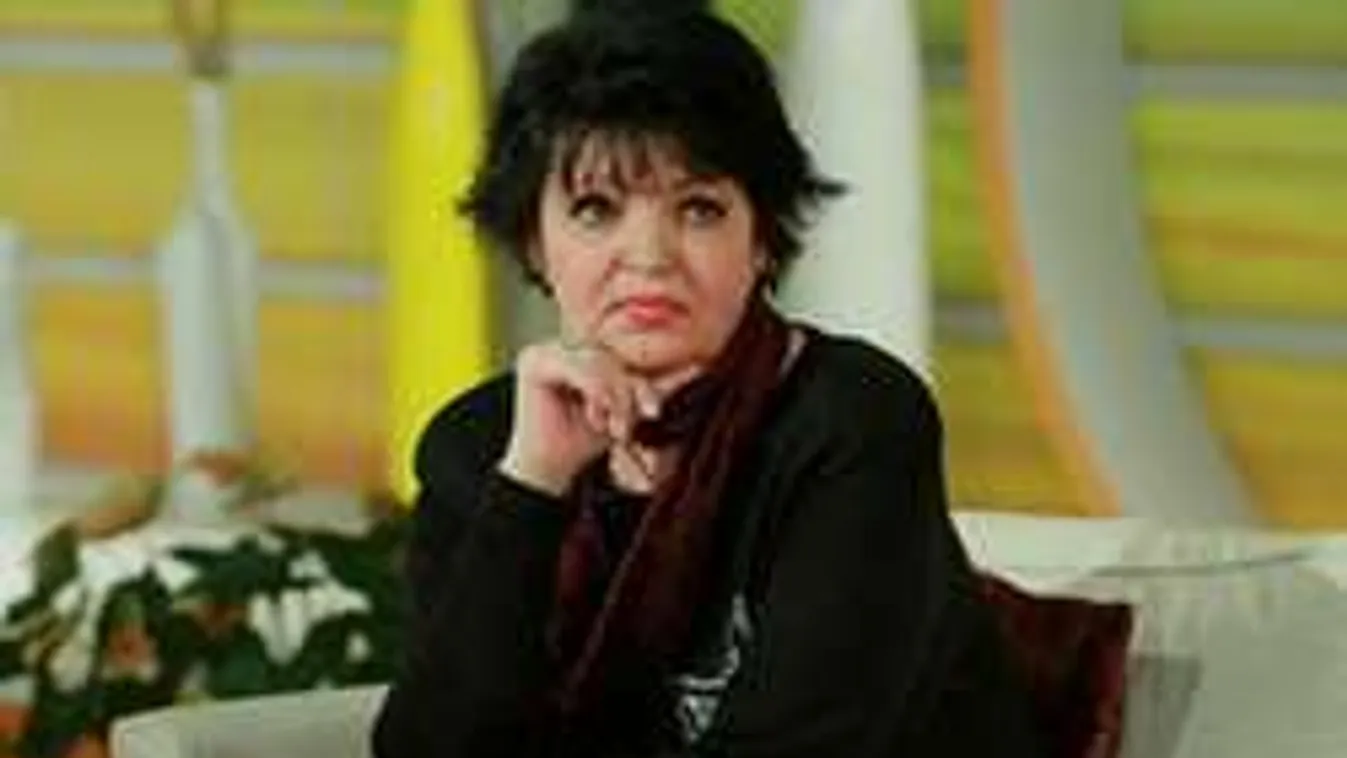 Gyász: Élőként bánik családja az elhunyt Mary Zsuzsival!