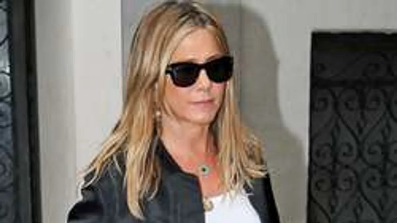 Retteghet Jennifer Aniston, kiteregetik a sötét titkait!