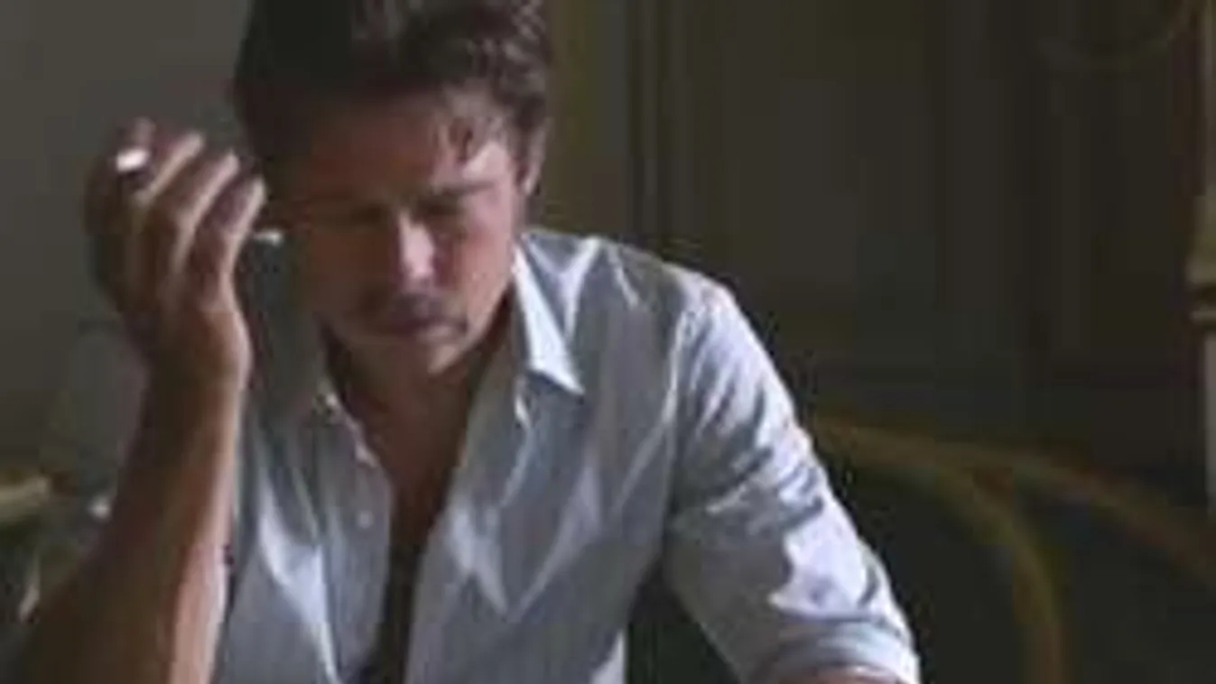 Végleg összetört: Brad Pitt sírva hívogatja az anyját