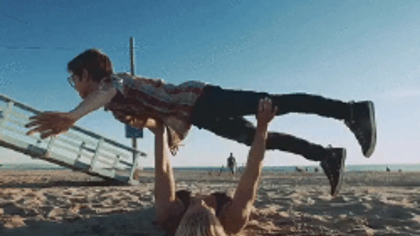 Szexi és erős! Férfiként ezt nehéz szégyenérzet nélkül végignézni