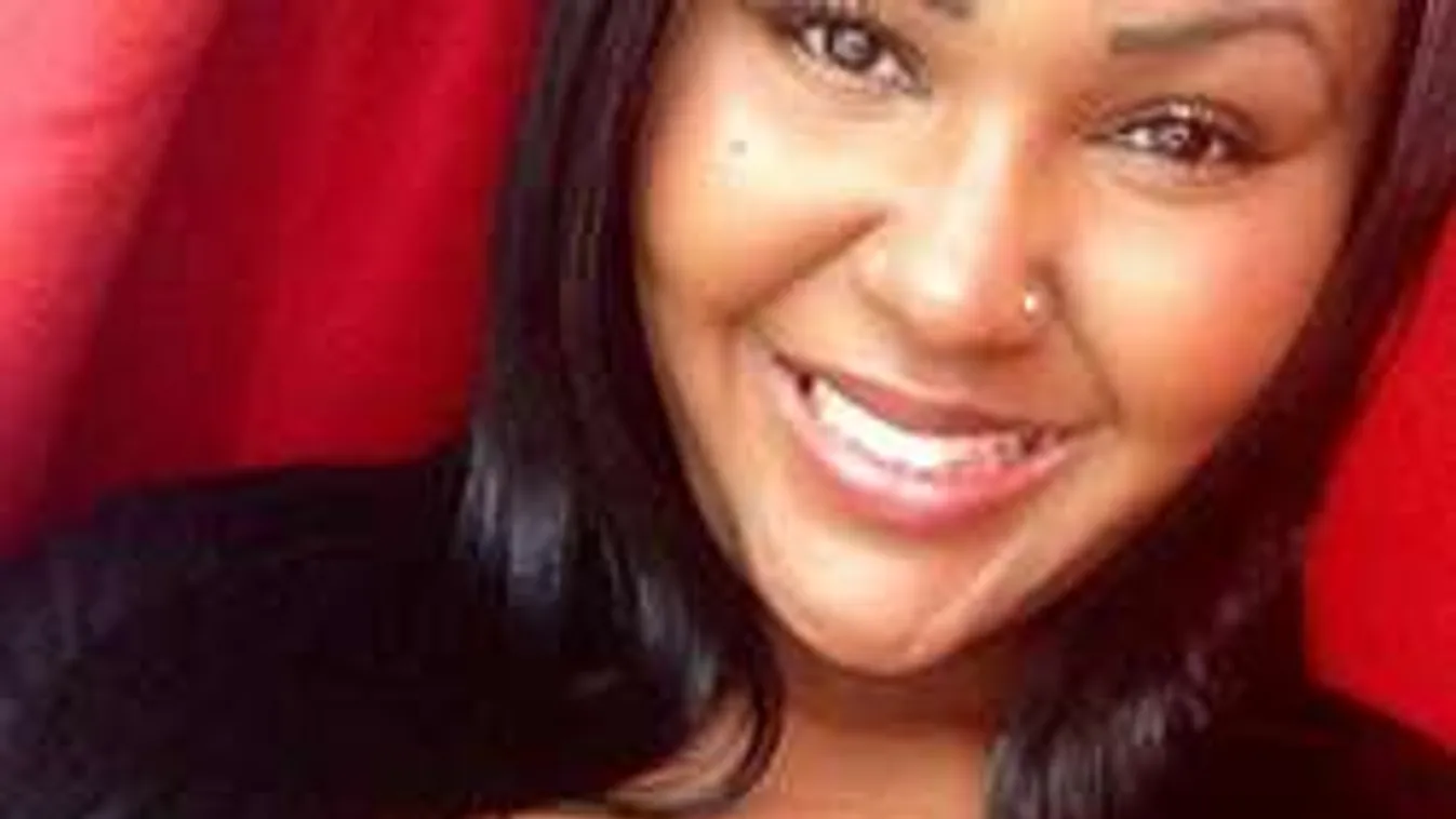 Gigantikus mellei miatt szégyenítettek meg egy fiatal lányt