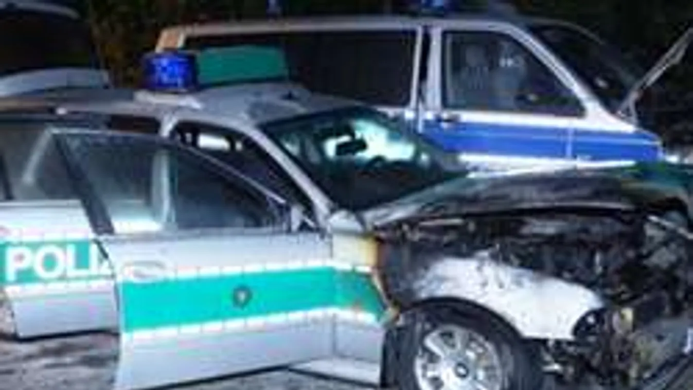 Harckocsik, útakadályok, kommandósok Drezdában: Merkel ellen tüntettek