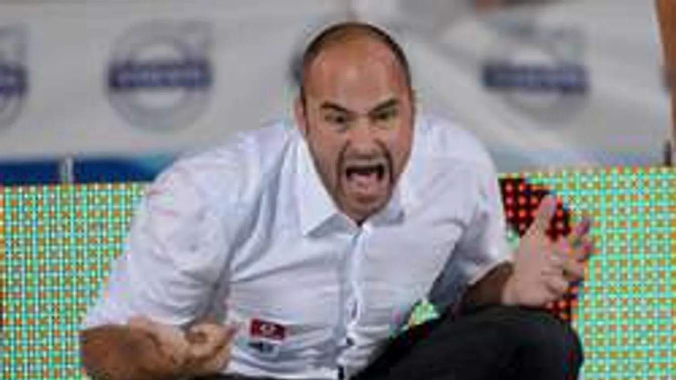 Közel a szakításhoz Benedek Tibor