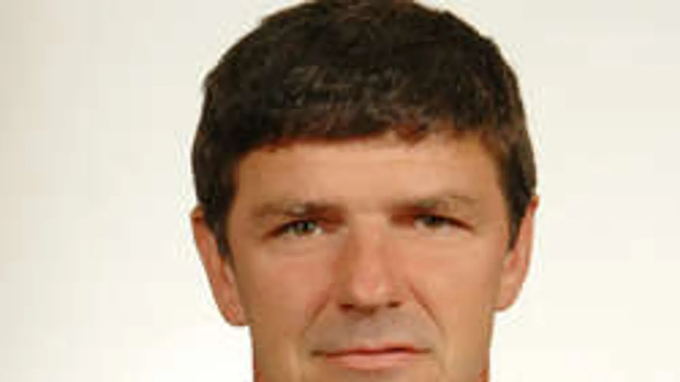 Le a kalappal - Hosszú édesapja is reagált Gyárfás lemondására