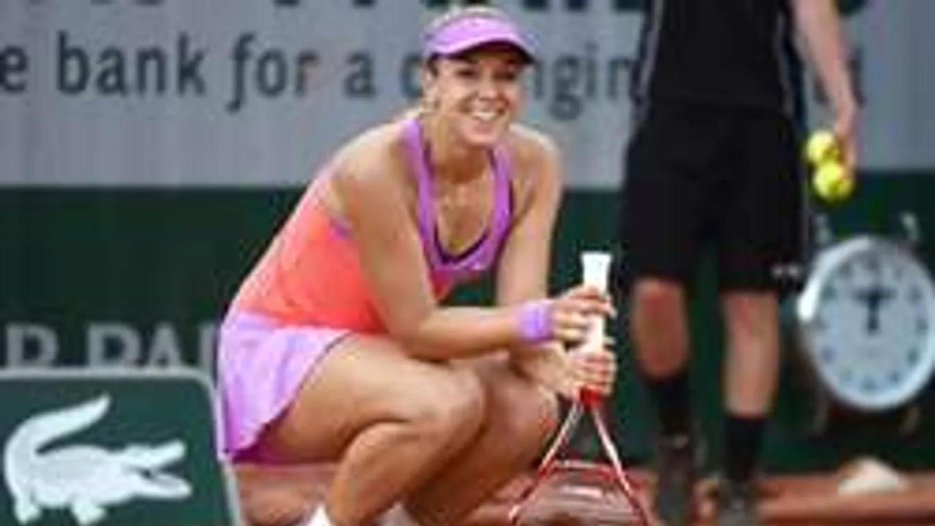 Kidobta melleit a női tenisz bombázója: melyik tetszik jobban?