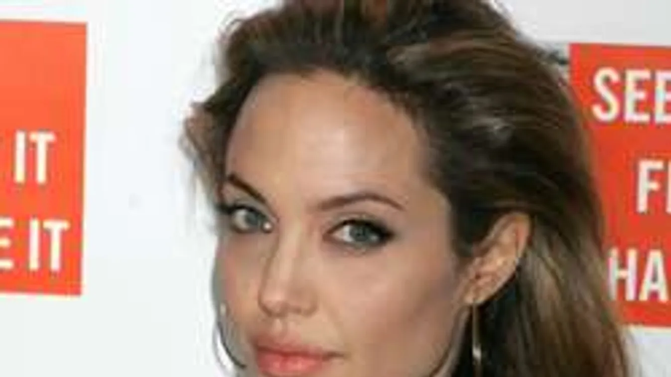 Angelina Jolie újabb hazugsága derült ki