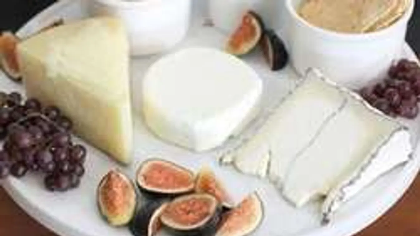 Ez történik a testeddel, ha rendszeresen eszel sajtot