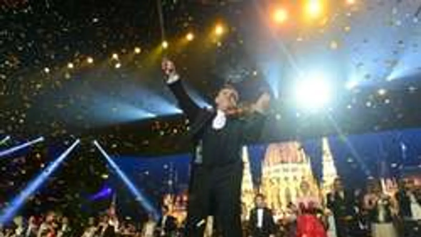 Világsikerű transzopera Mága Zoltán újévi gálaestjén