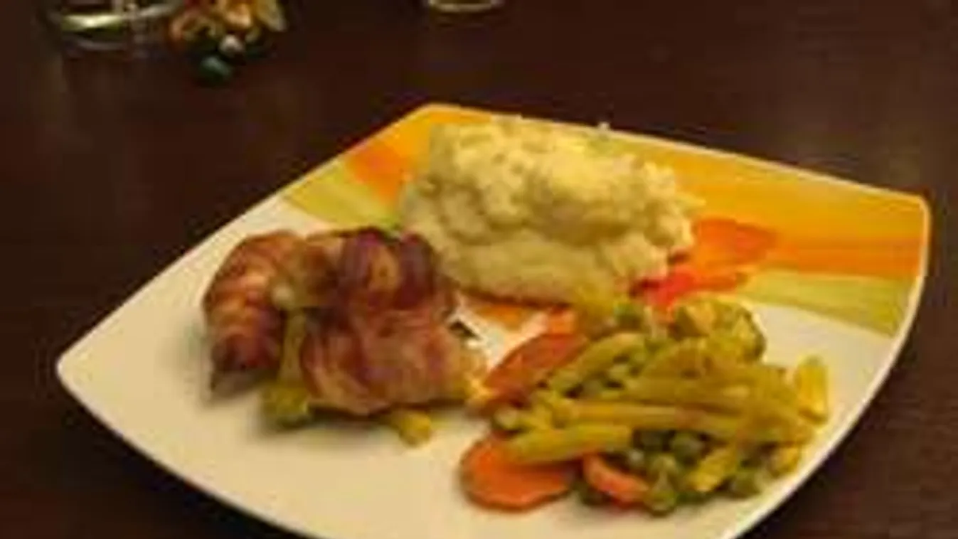 Kóstold meg Dundika baconbe tekert csirkemelleit!