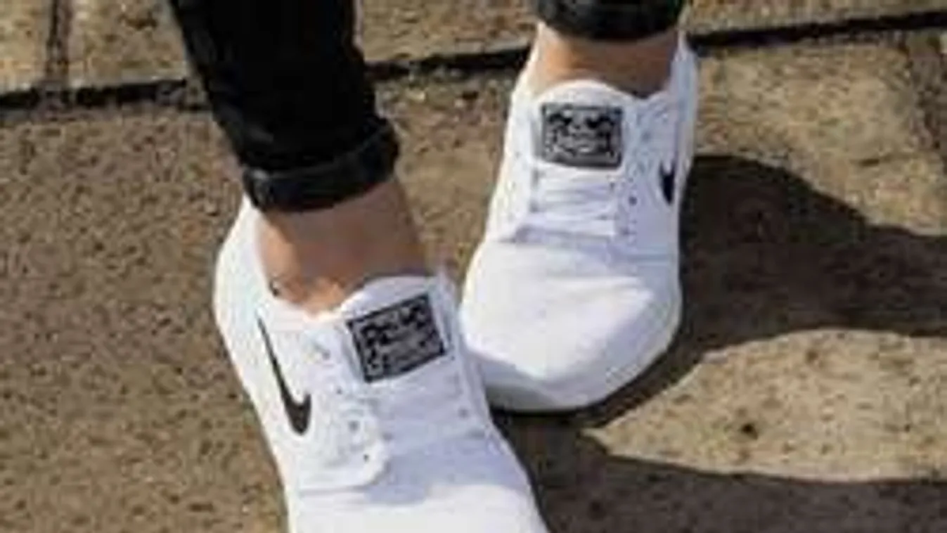 Öt tipp, hogy a fehér edzőcipőd télen is fehér legyen