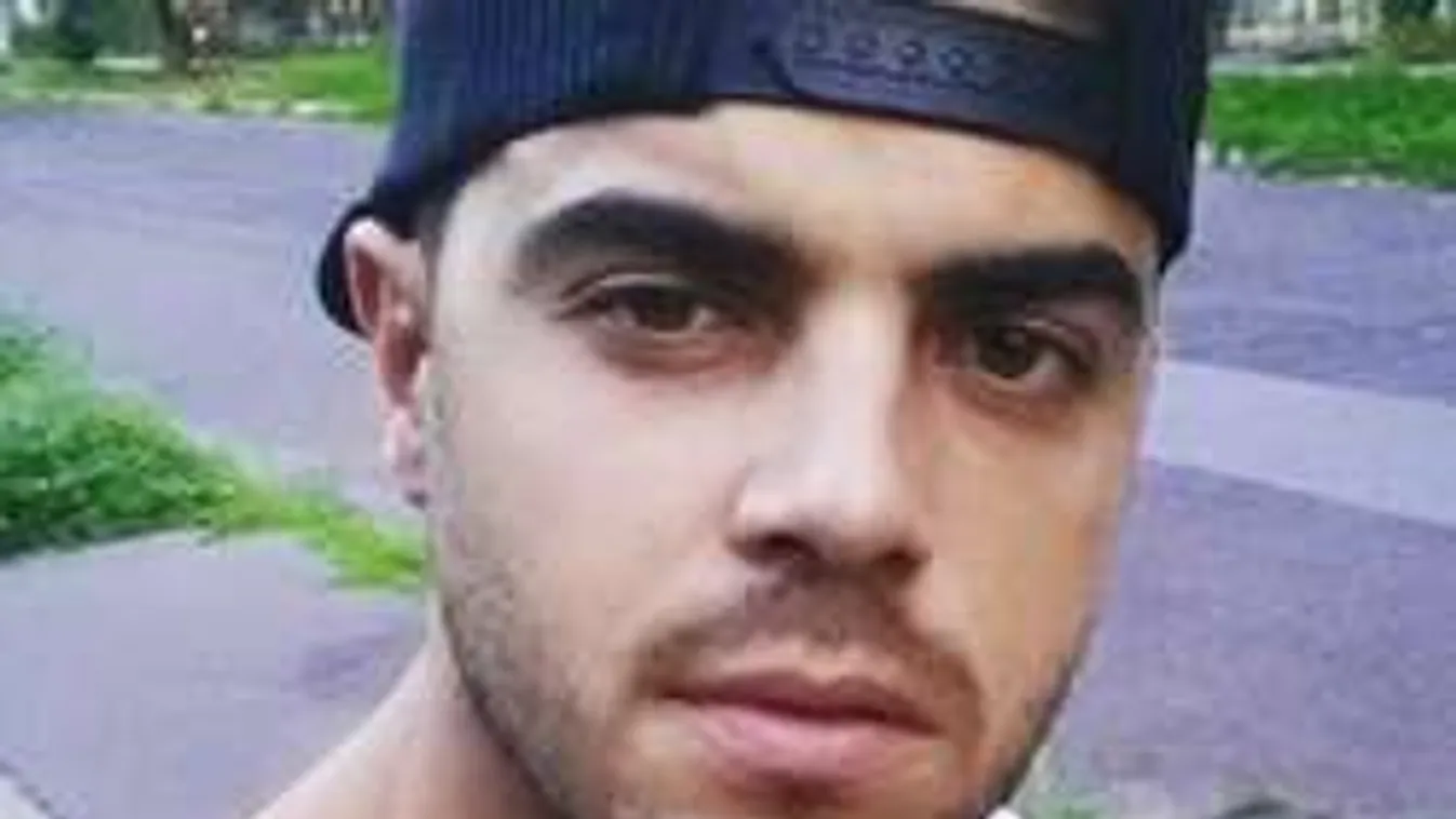 Meztelenül videózta magát a kigyúrt magyar rapper!