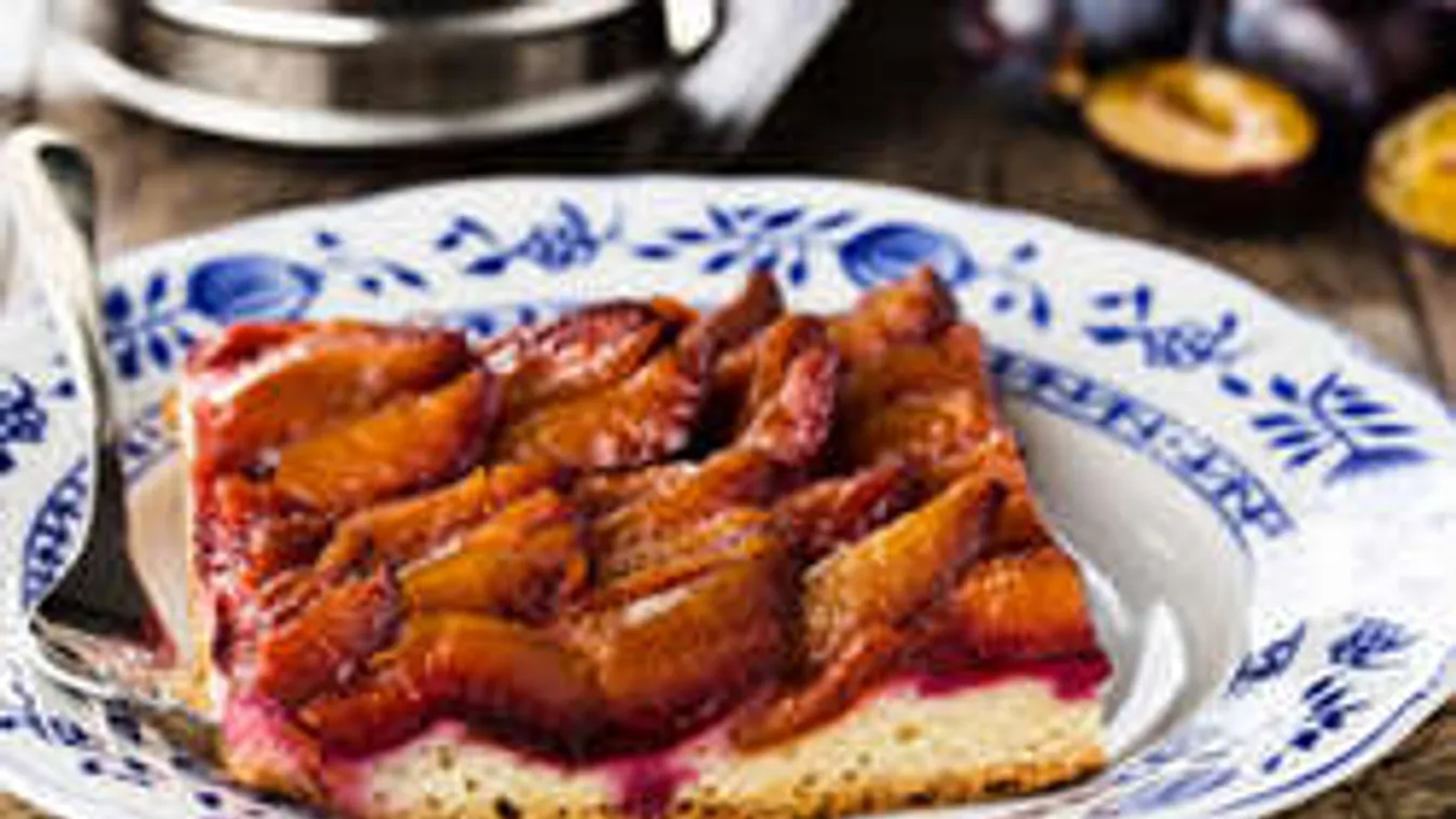 Íme, a magyar diétázók legújabb kedvence: Fahéjas-szilvás kevert süti