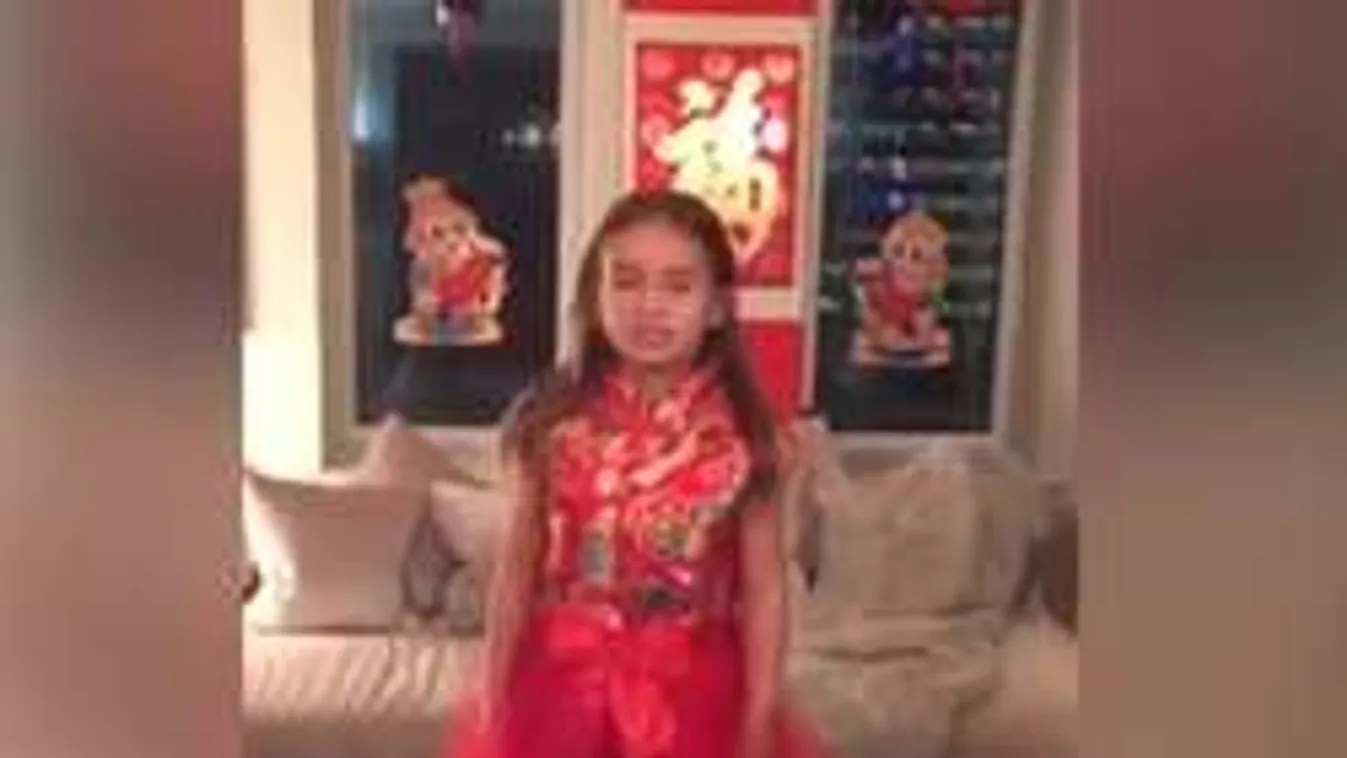 Felrobbantotta az internetet Trump unokája - videó