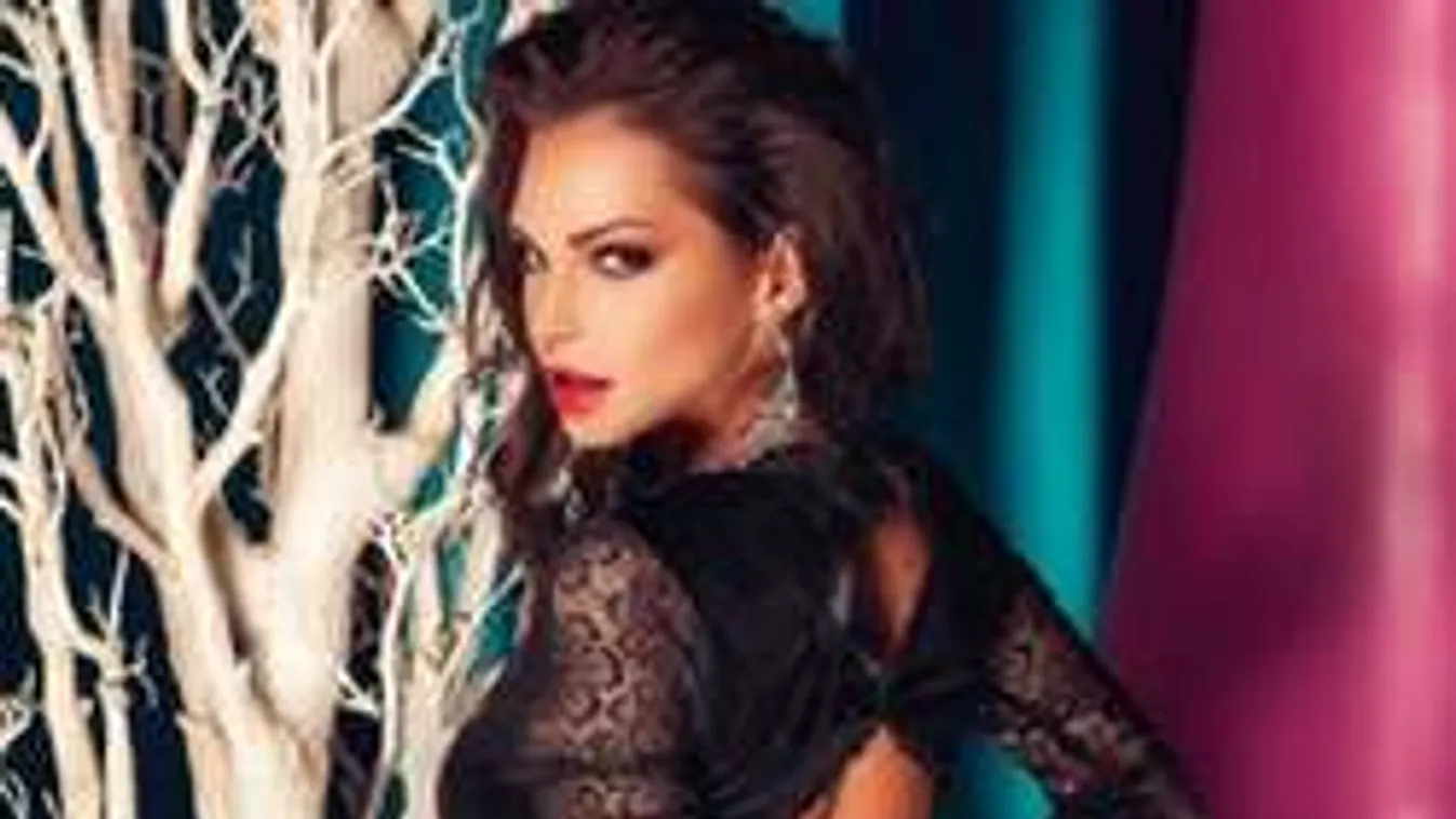 Izgalmas rések a ruhán, ettől a divattól leesik a férfiak álla