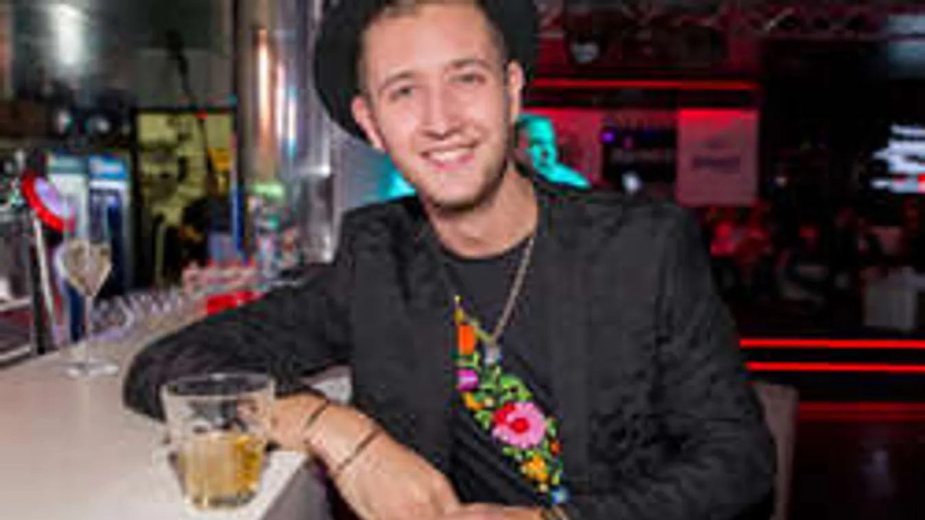 Szörnyű tragédia: Peter Sramek leplezi, de még sose volt ilyen szomorú