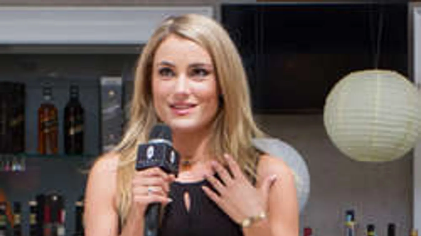 Elárulta születendő kisbabája nemét Som-Balogh Edina