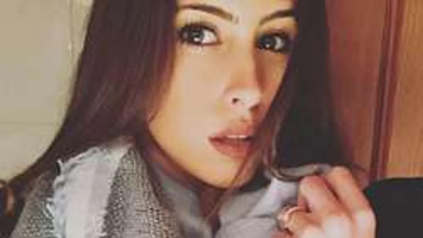 Melltartó nélkül szeret sütkérezni a vadító testű szépség