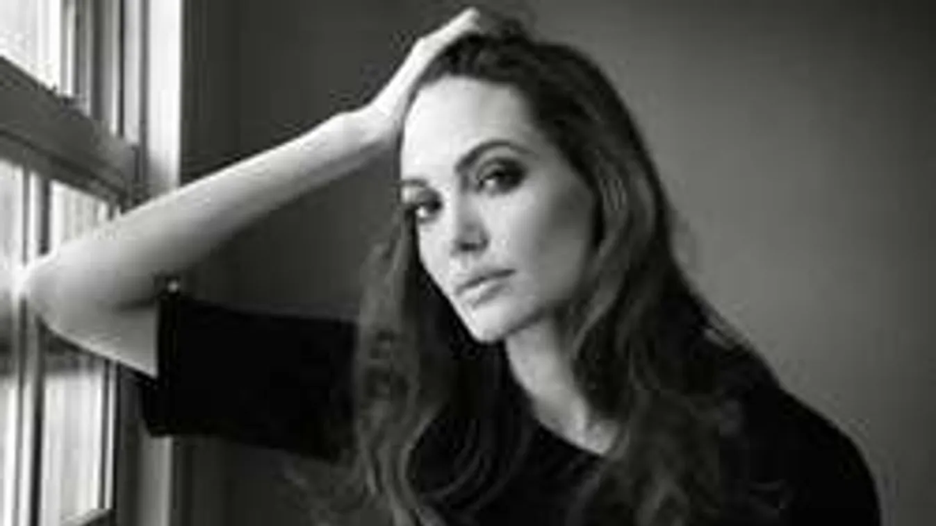 Angelina Jolie elbukott, felháborítóan reagált!