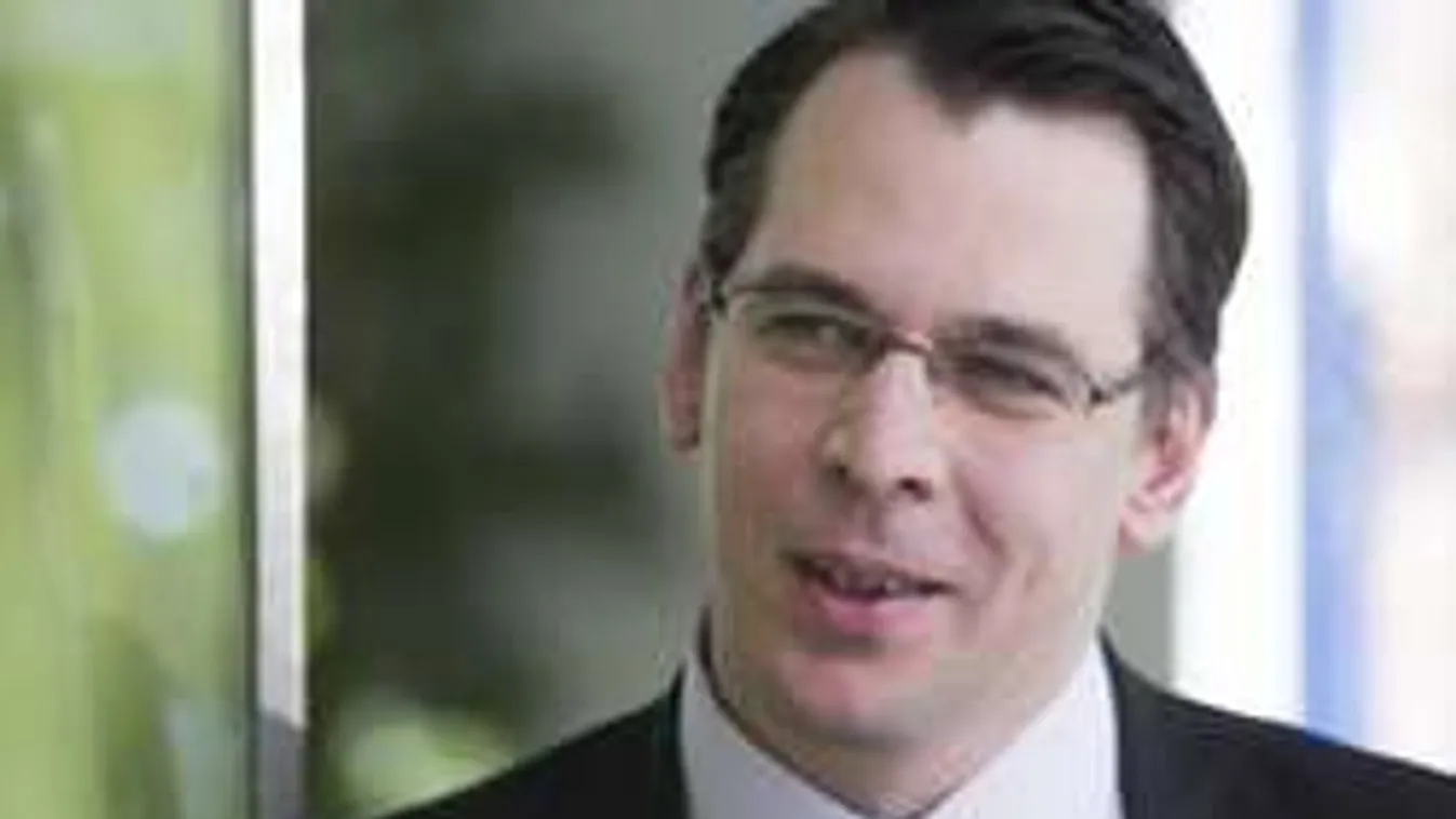 A Jobbik szerint Trump kiszámíthatatlan őrült. Kibújt a szög a zsákból?