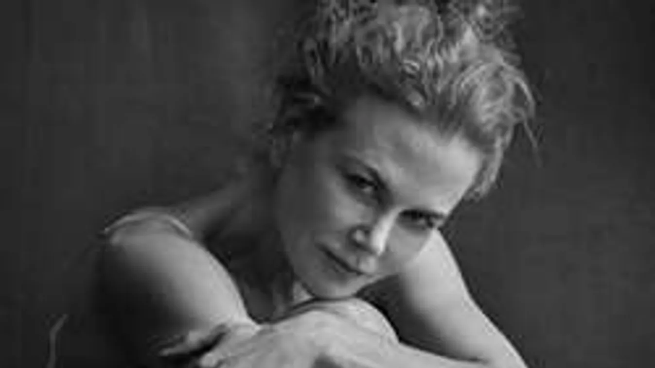 Hiányos öltözékben álltak modellt Hollywood középkorú szépségei