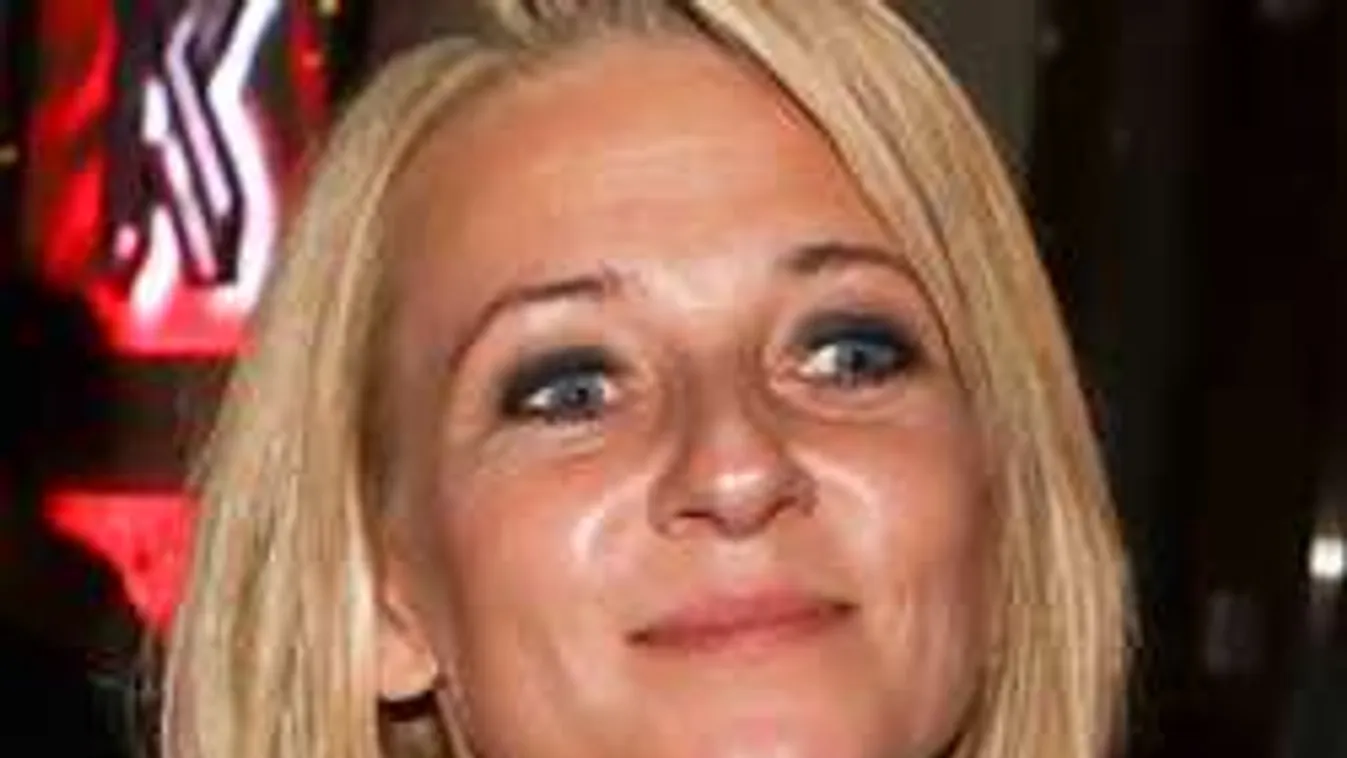 Marsi Anikó beengedte fia osztálytársait a kulisszák mögé!