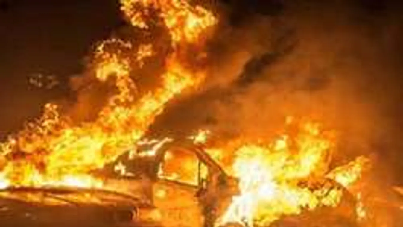 Ismét lángoltak az autók Svédországban