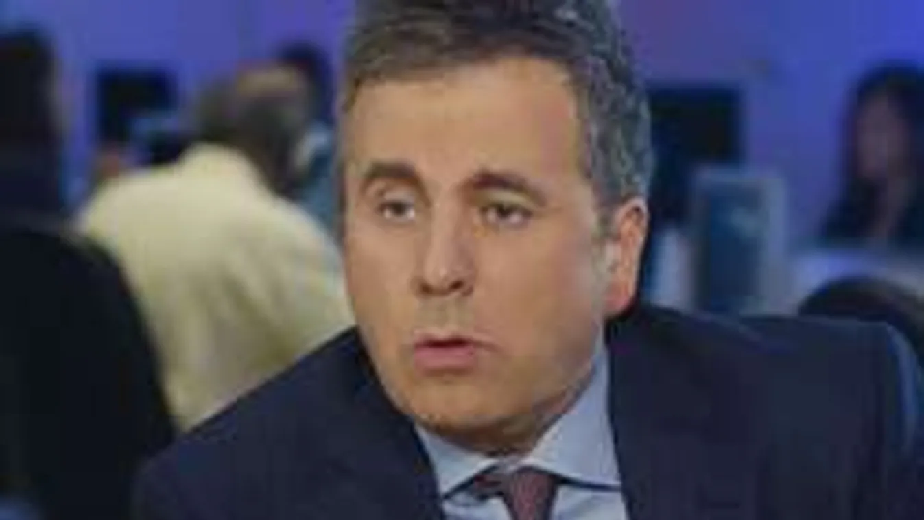 Diákok 150 ezerért fordítanak híreket Friderikusznak