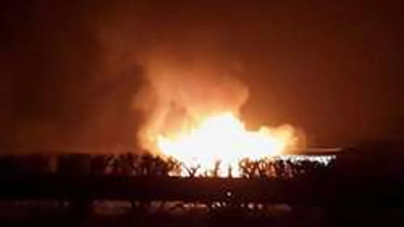 Gyorshír: lángolt az autó az M3-on